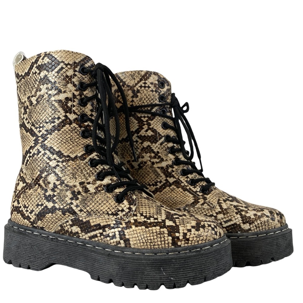 UNILQDY NWOT Snake Print Combat Boots